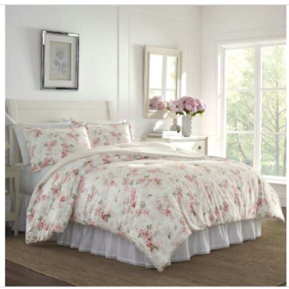 Laura Ashley Full/Queen Wisteria Comforter Set Blush: Reversible Polyester Beddi - Picture 1 of 1